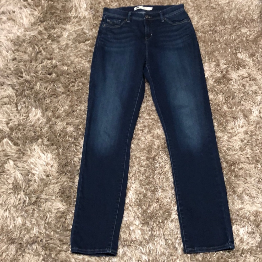 Levi’s 512 Skinny Leg jeans, size 6